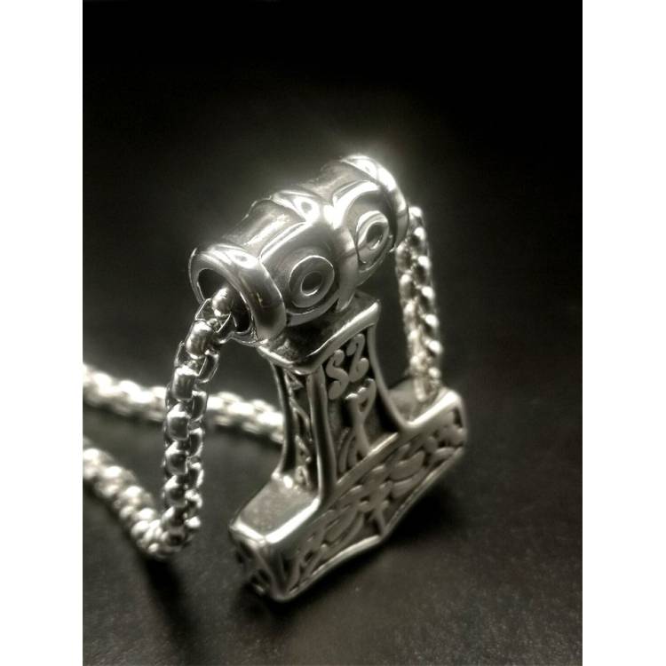 Collier marteau de Thor Celtique couleur argent en acier inoxydable 316L