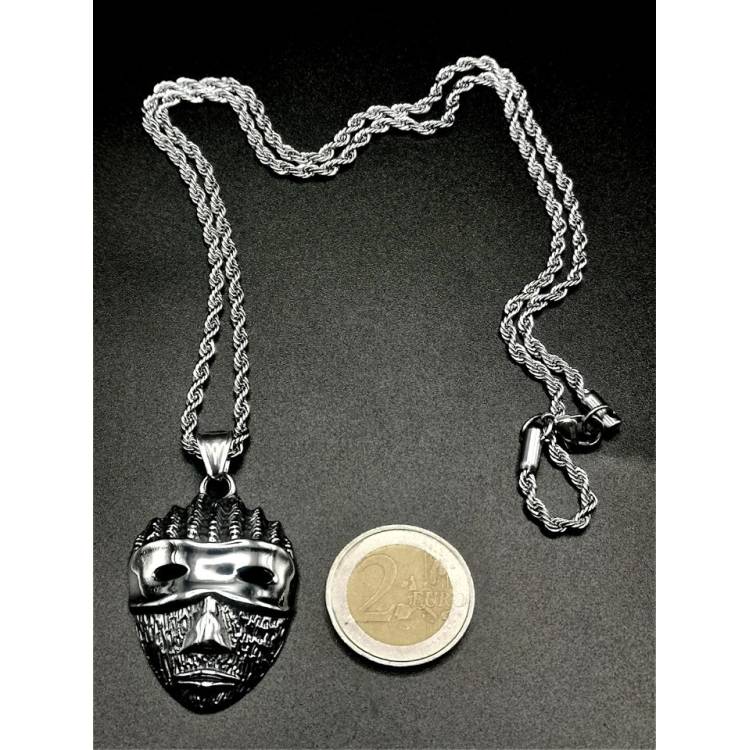 Collier et pendentif masque tribal couleur argent en acier inoxydable