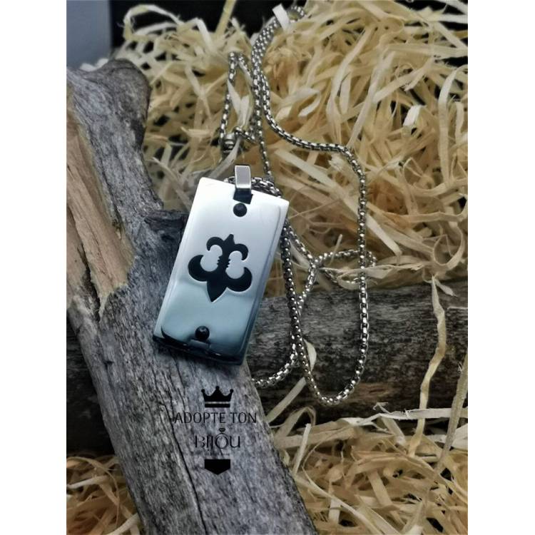 Collier et médaillon couleur argent fleur de lys noire en acier inoxydable