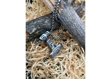 Collier marteau de Thor Celtique couleur argent en acier inoxydable 316L