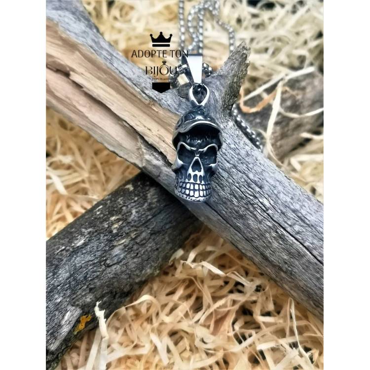 Collier Tetos tête de mort casquette couleur argent en acier inoxydable 316L