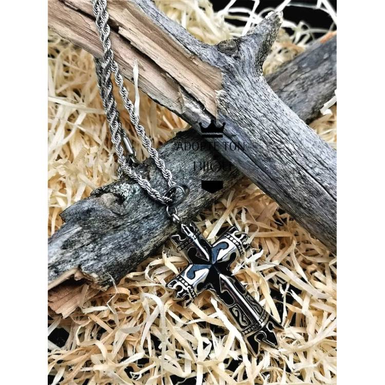 Pendentif et collier croix tribal couleur argent noir en acier inoxydable
