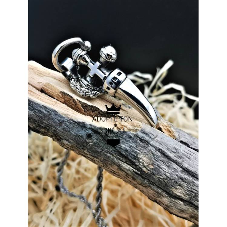 Collier et pendentif dague couleur argent en acier inoxydable