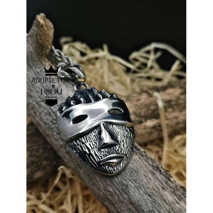 Collier et pendentif masque tribal couleur argent en acier inoxydable
