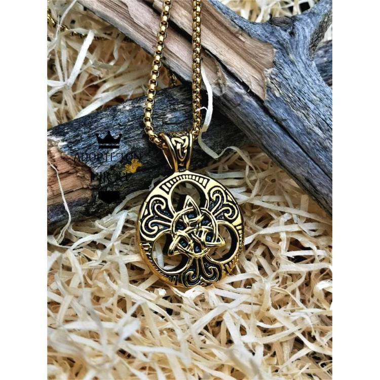Collier Pendentif Celtique Vintage - Écusson Léger Couleur Or - Bijou Ancien Modèle 3038 - Occasion