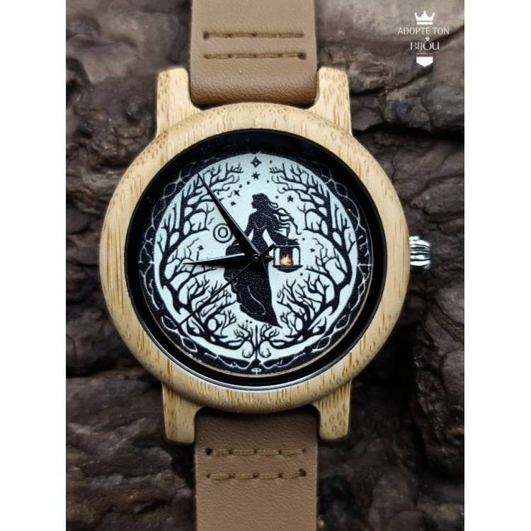 Montre en bois spirituelle sorcière arbre de vie