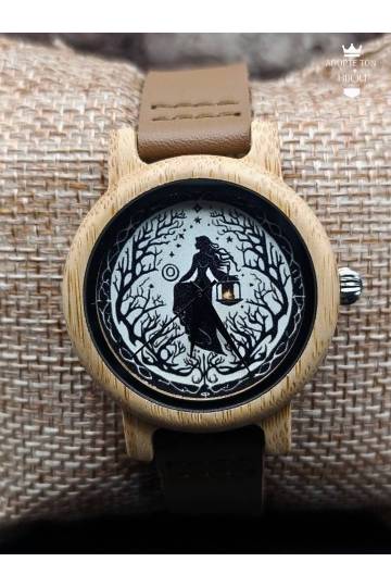 Montre en bois spirituelle sorcière arbre de vie