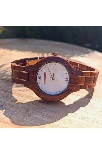 Montre en bois artisanale Papillon pour femme création unique