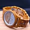 Montre artisanale en bois Freeman blanche pour homme vu de profil