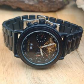 Montre en bois automatique calendrier | le pilote