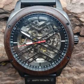 Montre en bois automatique force brute - boîtier tonneau