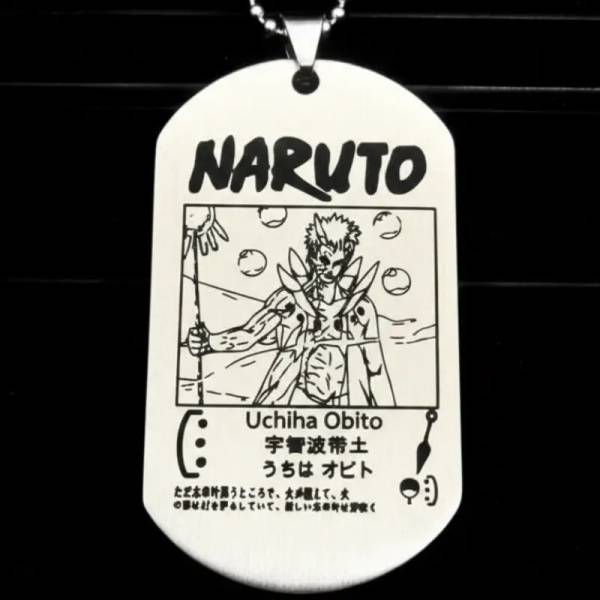collier manga Naruto Uchiha Obito avec sa technique d'attaque